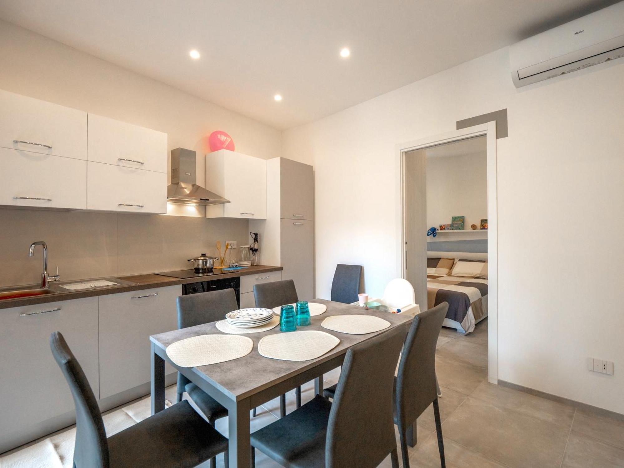 Babyaccomodation Family Bright Pietra Ligure Exterior foto