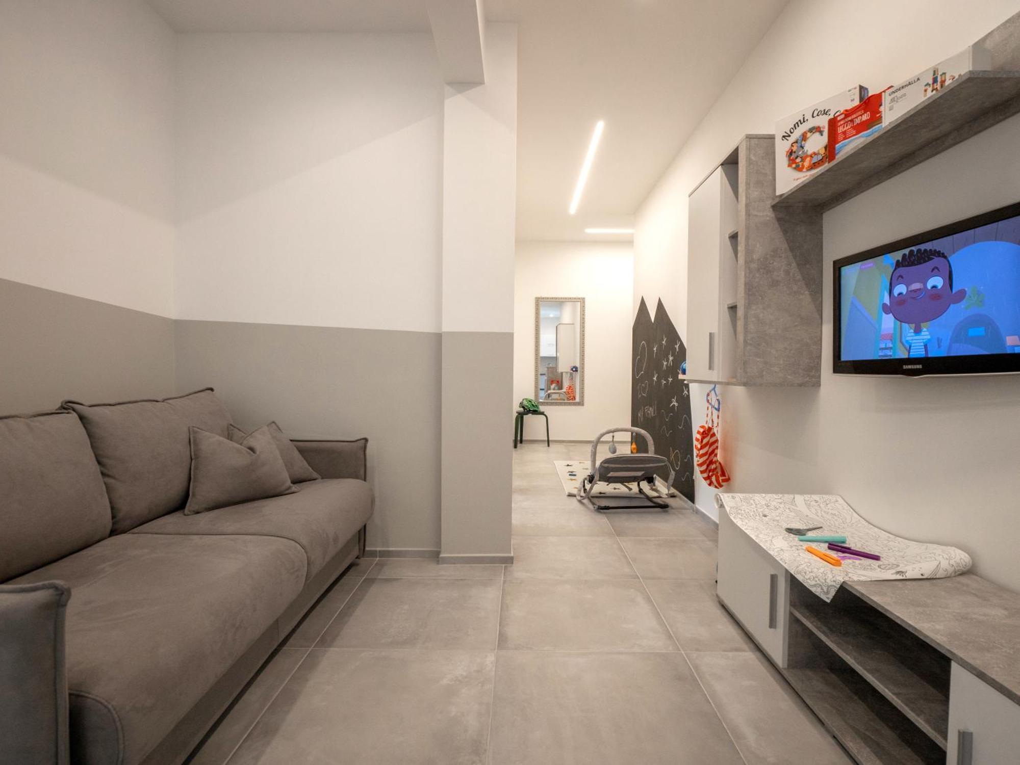 Babyaccomodation Family Bright Pietra Ligure Exterior foto