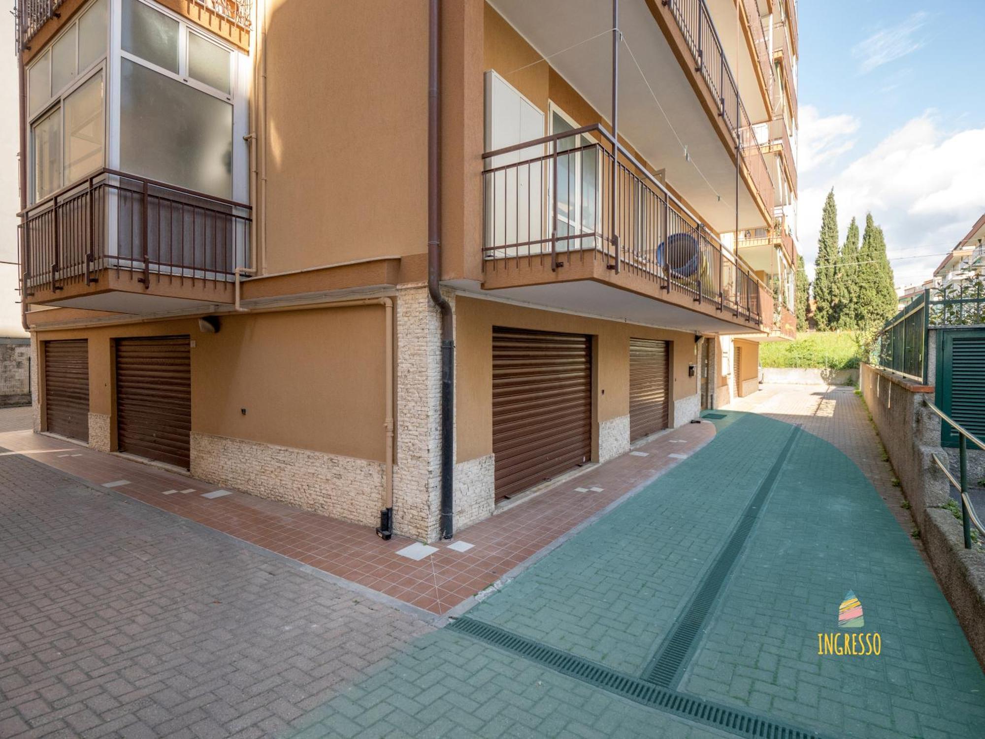 Babyaccomodation Family Bright Pietra Ligure Exterior foto